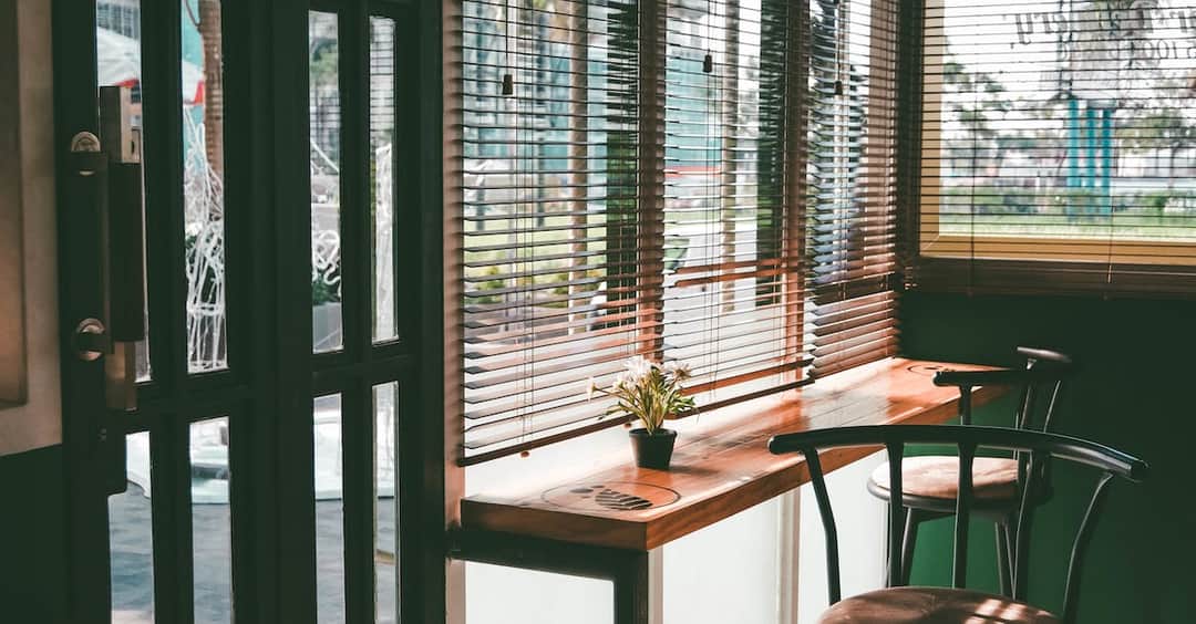 Rolety dźwiękoszczelne wewnętrzne - akustyczne i skuteczne