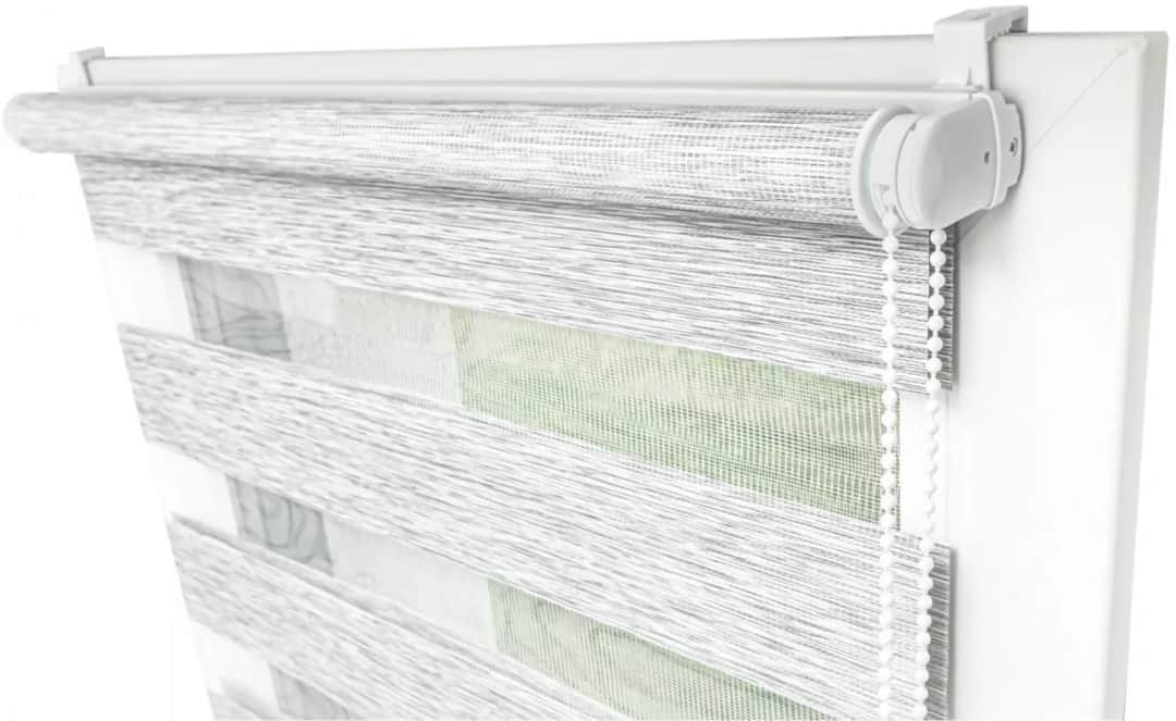 Jak szybko i łatwo zamontować rolety dzień i noc krok po kroku