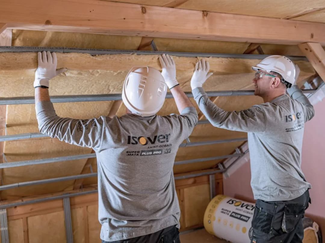 Jak Skutecznie Ocieplić Właz na Strych i Zminimalizować Straty Ciepła w Domu