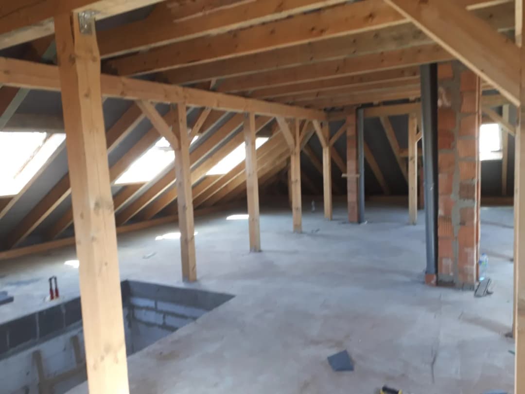 Jak zrobić wylewkę na poddaszu: 6 prostych kroków do idealnej posadzki