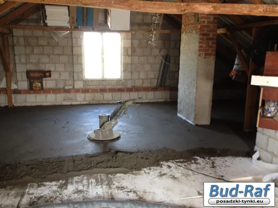 Wybór odpowiedniej wylewki na strychu - rodzaje, zastosowanie i wytyczne